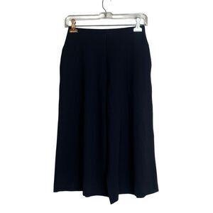 Uniqlo black culottes. Size xs